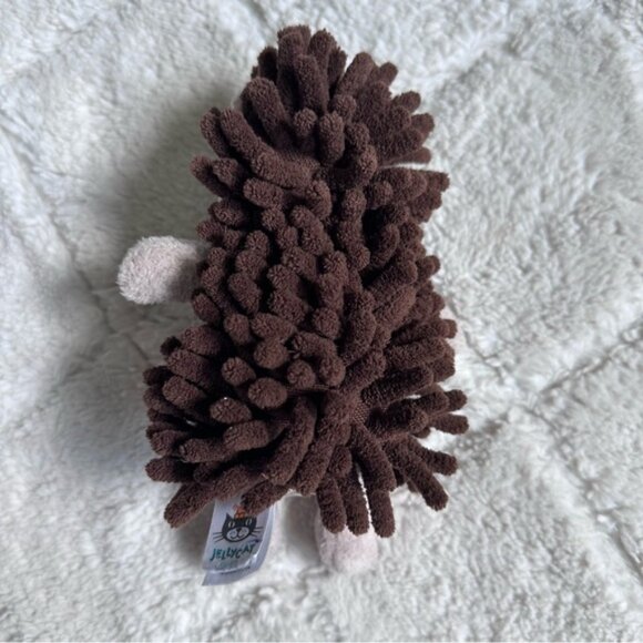 Jellycat | Brown and Cream Noodle Hedgehog | Size 5" - Picture 3 of 6